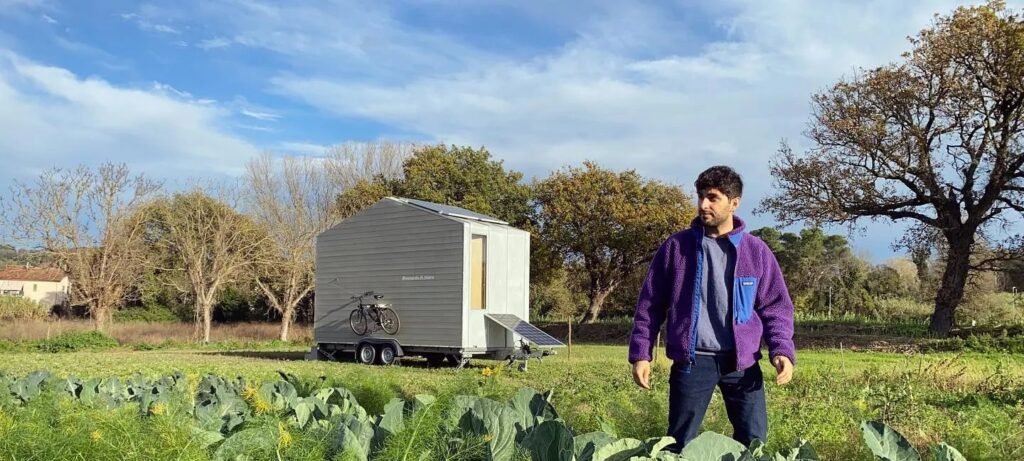 Arquiteto italiano cria casa móvel de 9 m² para viver na estrada